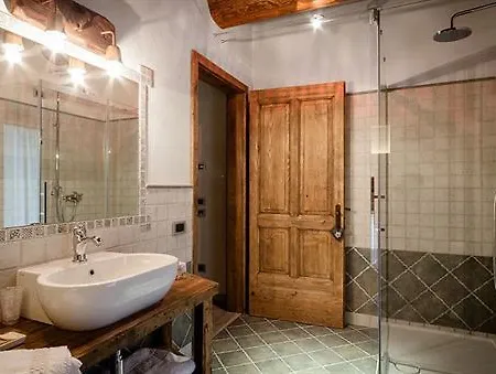 Relais Du Berger 4* Грессан